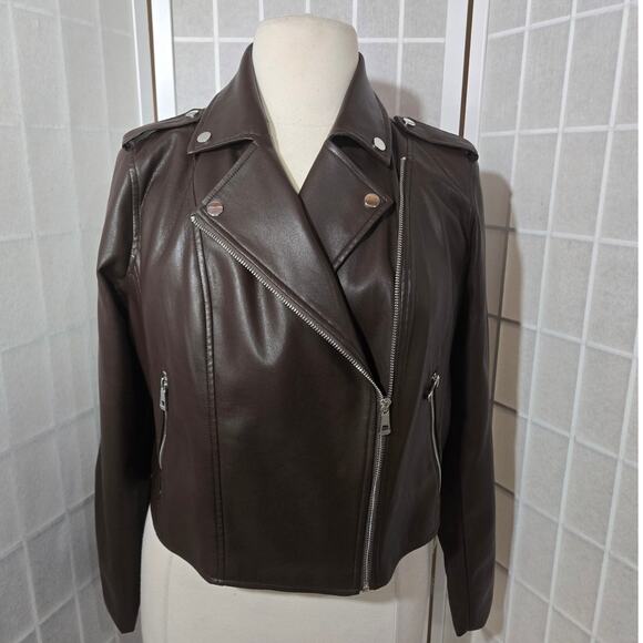 NWT Eloquii Faux Leather Moto Zip Up Short Asymmetrical Jacket Plus Size: 14/16 - Picture 6 of 11